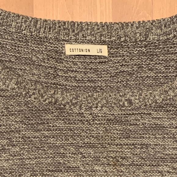 CottonOn Grey Knit Top, Size Large - Picture 2 of 2